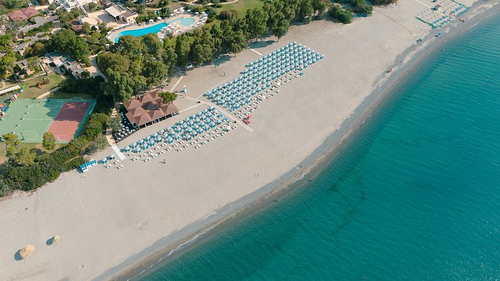 CIASPOLATA PER TUTTI SUL LAGO DI BRAIES BRUNICO E IL PLAN DE CORONES